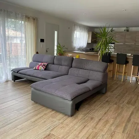 Дом отдыха Maison 5 Chambres/11 Personnes *